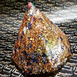 Piramid Orgonite